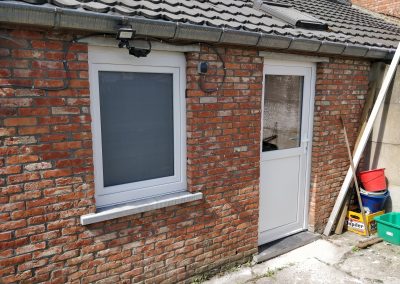 PVC-buitendeur-badkamerraam